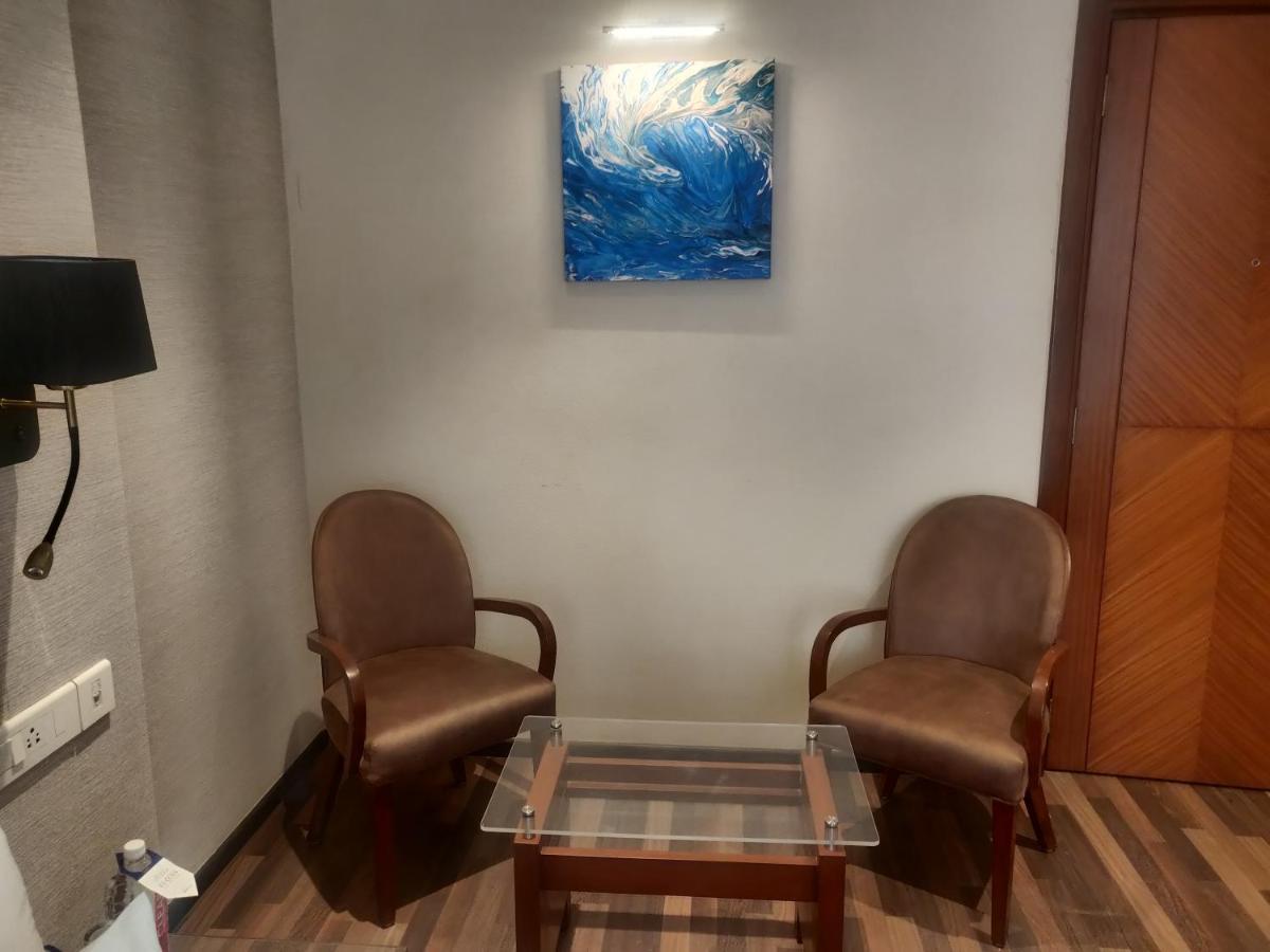 Adiva Residency Beacon, Grant Road, Mumbai Hotel Kültér fotó